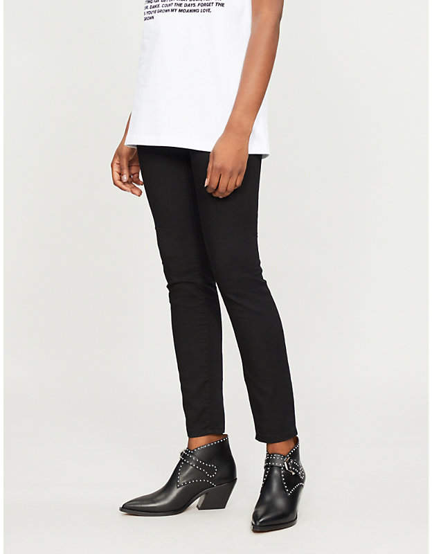 Skinny mid-rise jeans