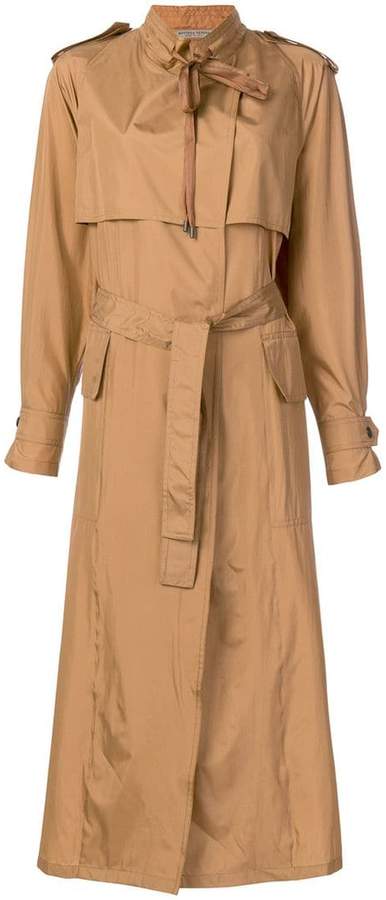 Trenchcoat im Lagen-Look