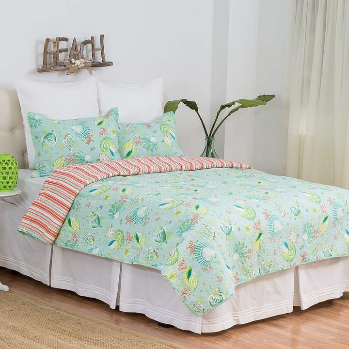 Laguna Breeze Quilt Set