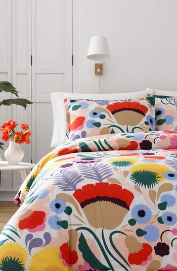 Ojakellukka Duvet Cover & Sham Set