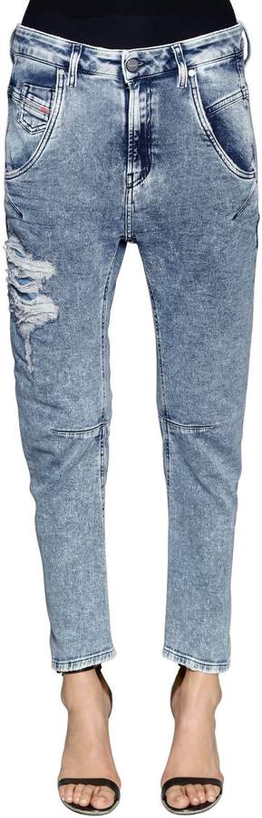 Boyfriend-Jeans Aus Denim Mit Rissen