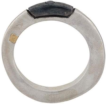 Silberring mit Diamanten