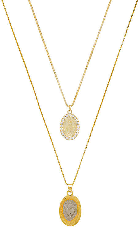 The M Jewelers NY x REVOLVE Medal Set Necklace