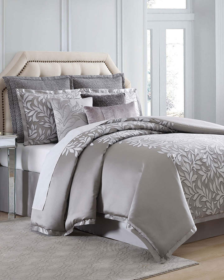 Hampton King Comforter Set