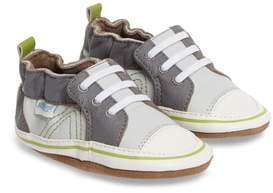 R) Trendy Trainer Sneaker Crib Shoe