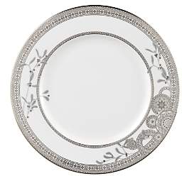 Prouna Platinum Leaves Dinner Plate