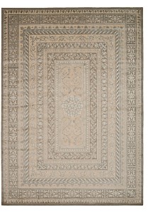 Platine Collection Area Rug, 7'6 x 10'6