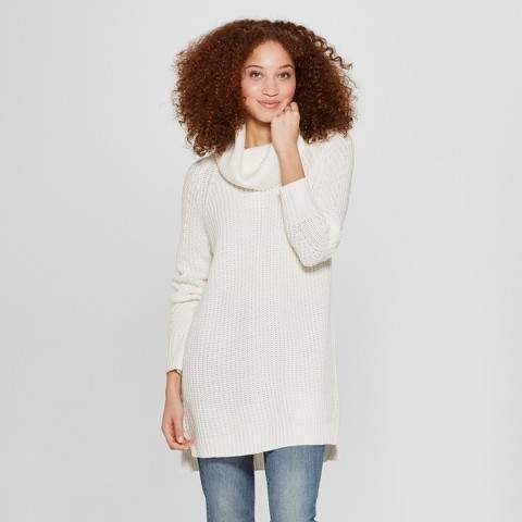 A New Women's Cozy Neck Pullover Sweater