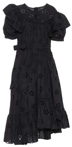 Kleid aus Baumwolle mit Lochstickerei