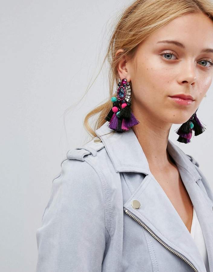 – Woidien – Bunte Ohrringe mit auffälliger Quaste