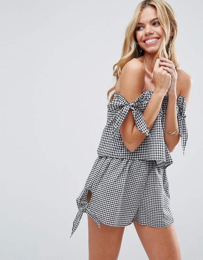  Bunny Tie Gingham Beach Co-ord Top