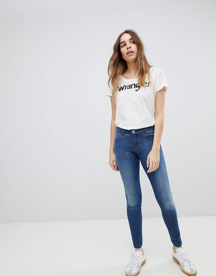 – Extrem enge Jeans