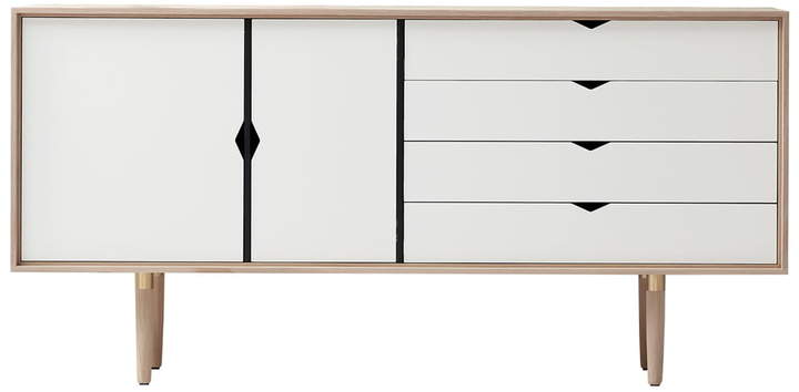 Andersen Furniture - S6 Sideboard, Eiche geseift / Fronten alpino (Weiß)