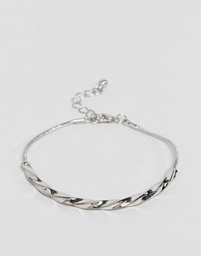 – Kettenarmband mit verdrehtem Steg-Element