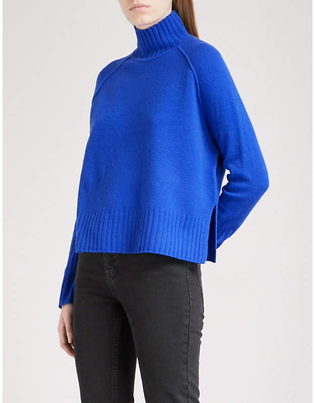 Funnel-neck knitted wool jumper