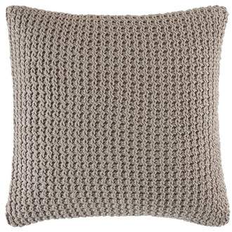 Knotted Pillow