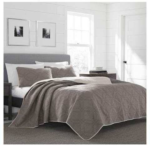 Gray Axis Quilt Set