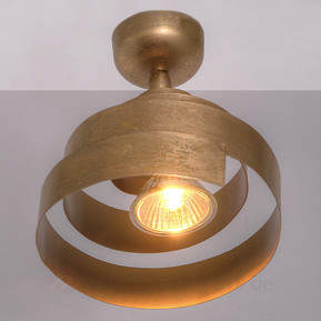 Banderola - eine goldfarbene Deckenlampe