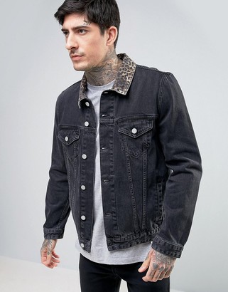 Fold Over Collar Loose Fitting Leopard Printed Outerwear Fold Over Collar Loose Fitting Leopard Printed Outerwear