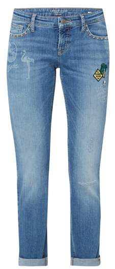 Slim Fit Jeans mit Prints und Aufnähern