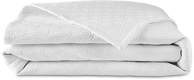 Quilted Scalloped Coverlet, Full/Queen