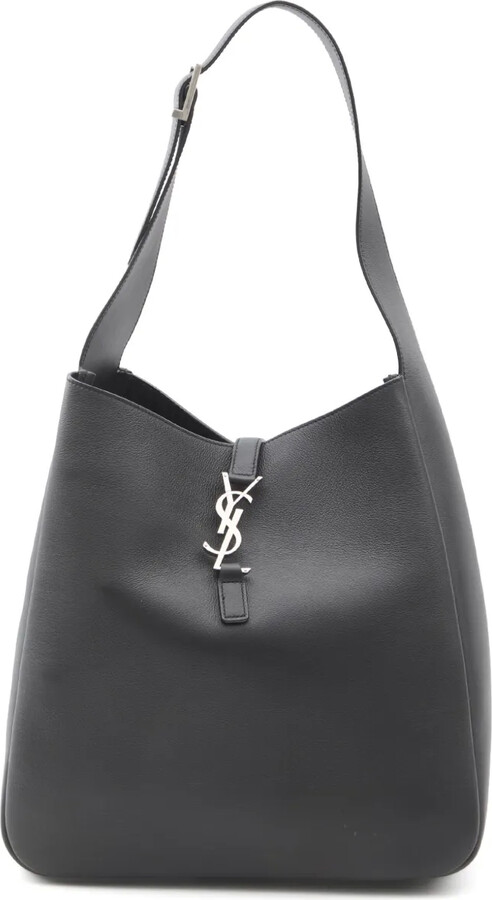 Saint Laurent Le 5 à 7 shoulder bag