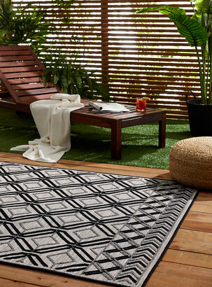 Simons Maison Updated lattice indoor-outdoor rugSee available sizes