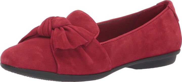 clarks red flats
