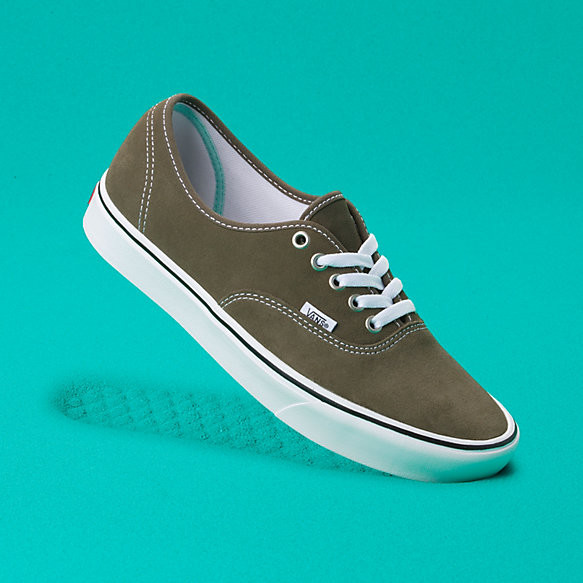 suede comfycush authentic