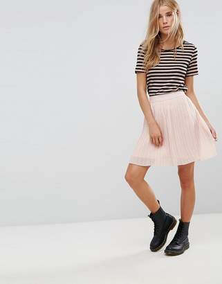 Only Manno Plisse Mini Skirt