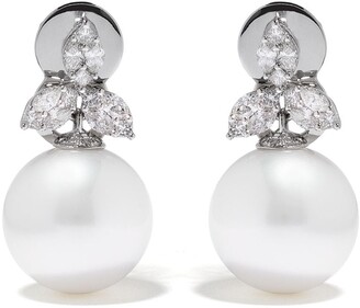 Yoko London 18kt white gold Petal south sea pearl and diamond earrings