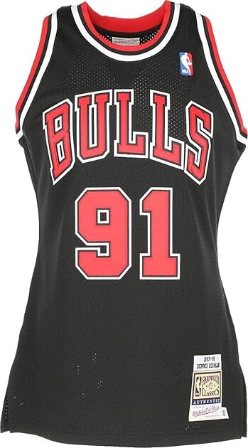 Mitchell & Ness Men's Scottie Pippen Chicago Bulls Black & White Mesh Name  and Number Crew Neck Jersey - Macy's