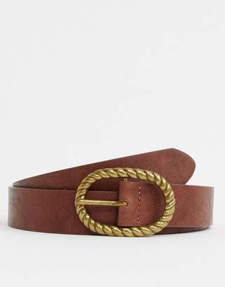 ASOS Design DESIGN faux leather slim belt in vintage tan and burnished gold oval buckle