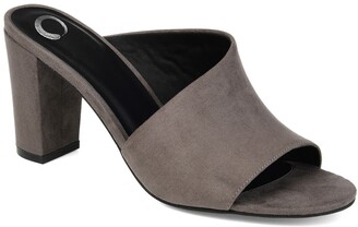 wide width clogs and mules