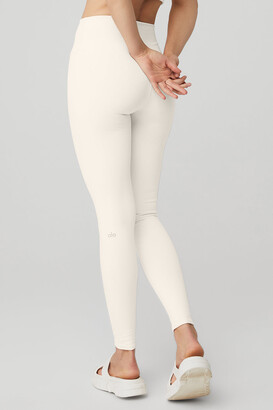 Alo Yoga High-Waist Airbrush Legging in White, Size: 2XS |