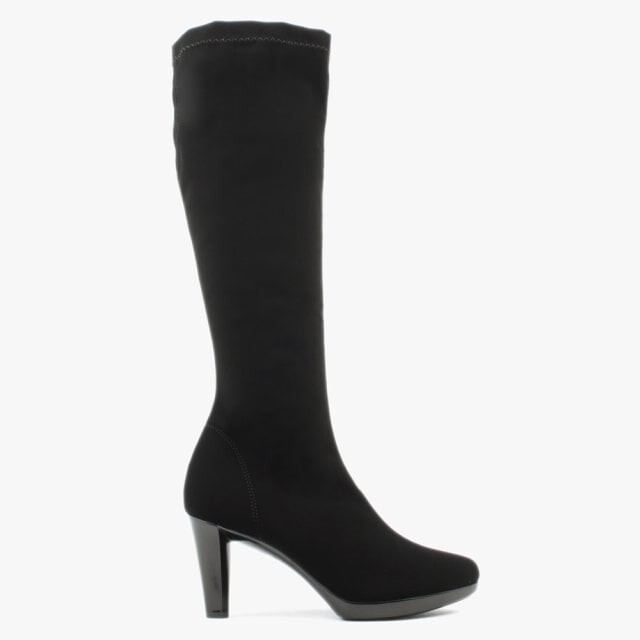pull on knee high stretch boots