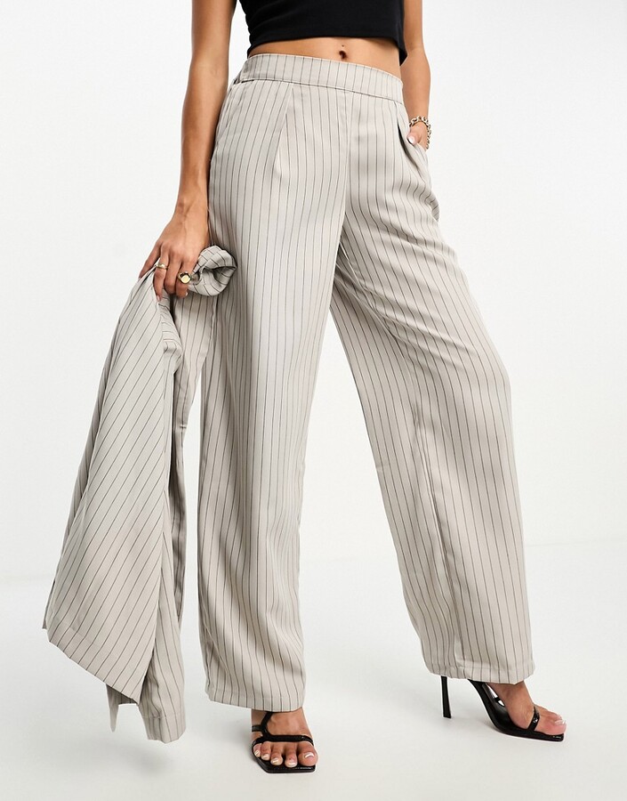 Vero Moda Women\'s Grey | ShopStyle Trousers UK