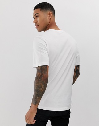 Reebok t-shirt with small vector logo in white