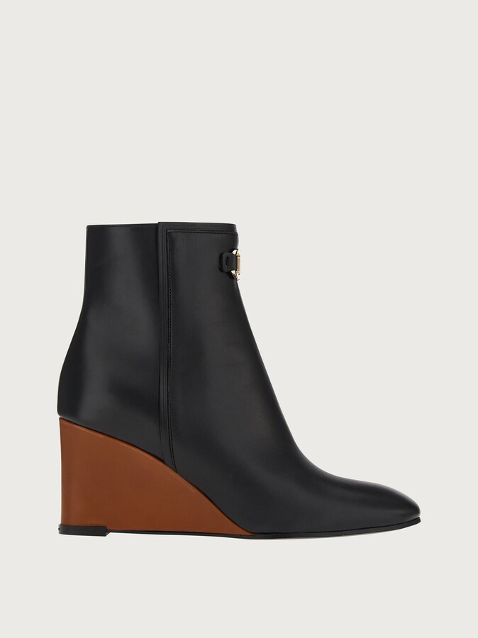 most comfortable wedge booties