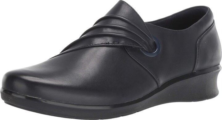 clarks women's hope shine loafer