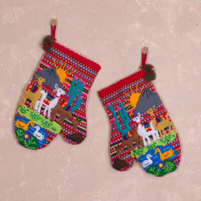 Peru Llama Walk Decorative Oven Mitt