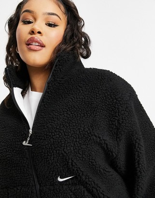 nike cropped borg fleece