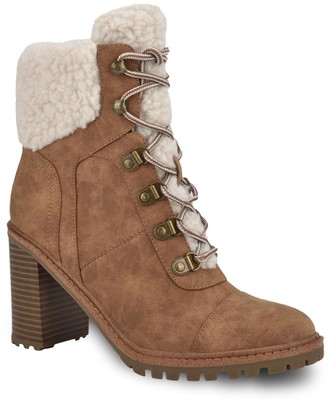 nine west quizme platform boots