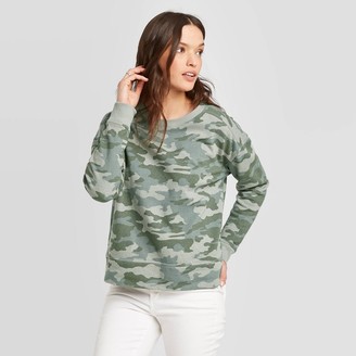 universal thread camo jeans