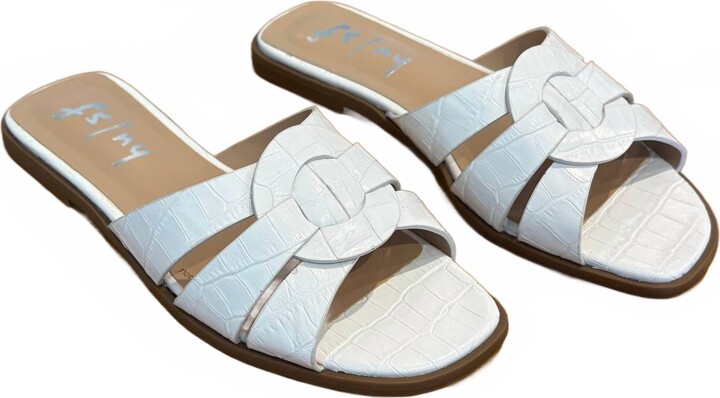 Women's Nellie Sandal In White
