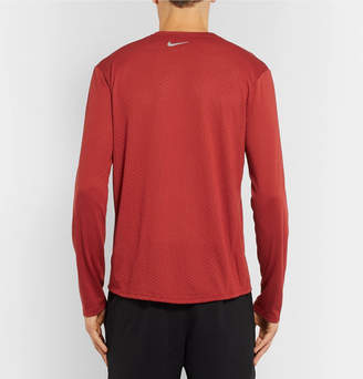Nike Running Rise 365 Perforated Breathe Dri-Fit T-Shirt