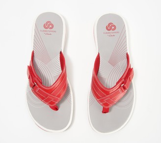 clarks flip flops mens red