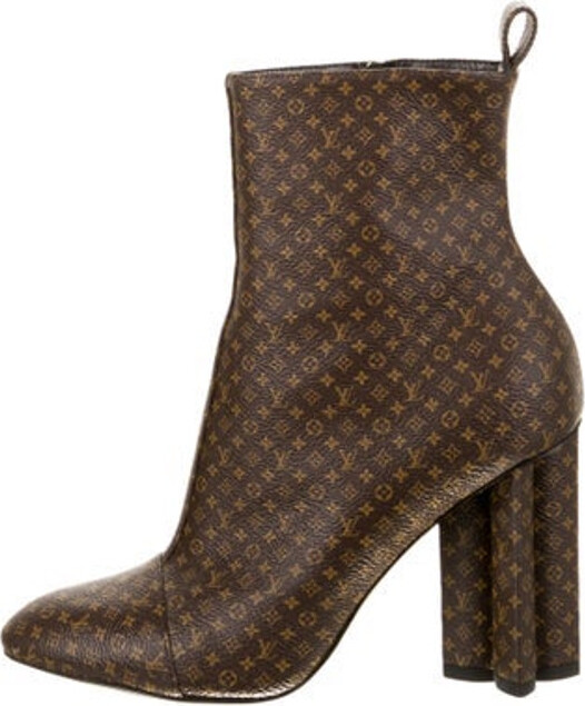 louis vuitton boot bag