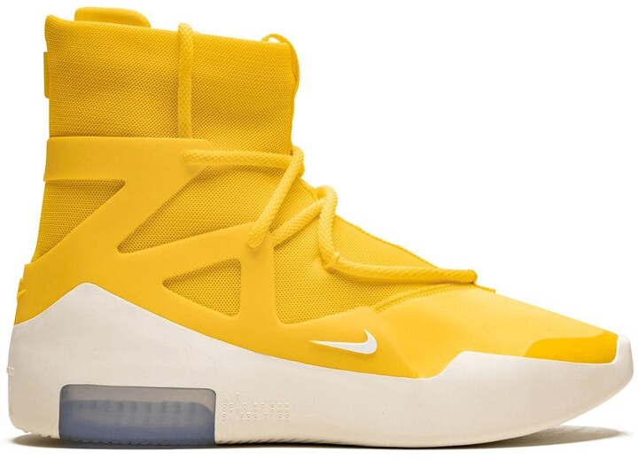 Nike Yellow Shoes For Men | ShopStyle Canada