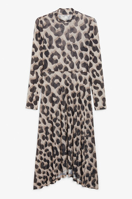 monki maxi dress